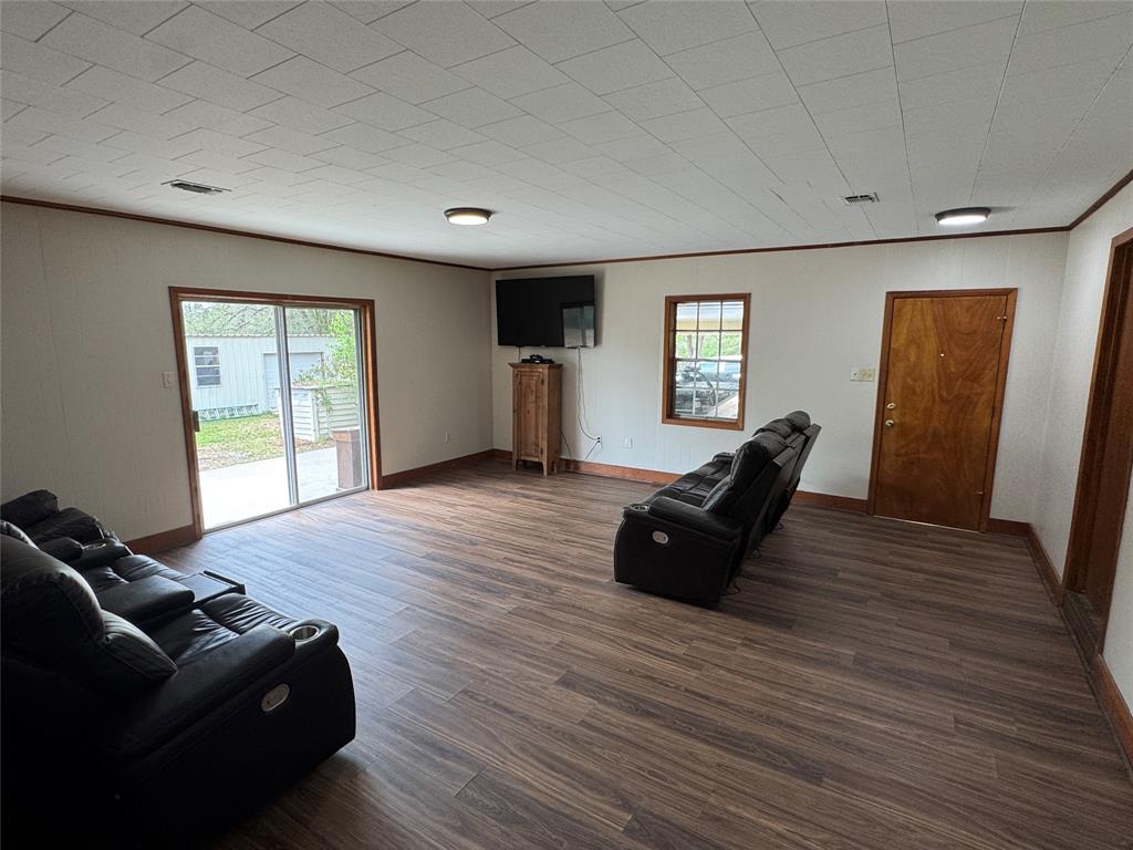 6344 Highway 4 Ringgold, LA 71068 - Photo 9 of 23 a living room with furniture and wooden floor