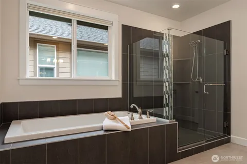 $1,849,999 | 474 5th Avenue Northeast, Issaquah, WA 98029