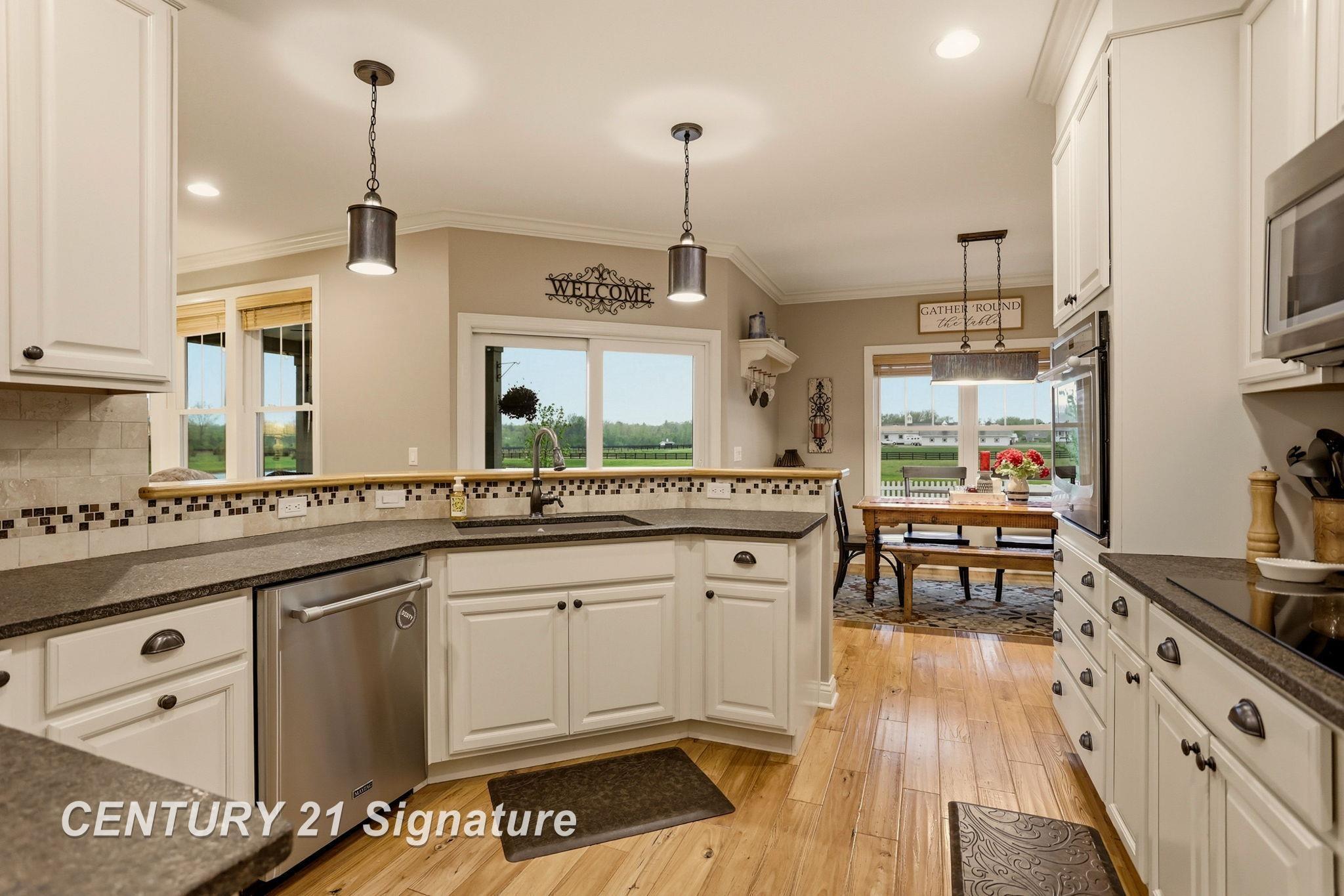 11056 Sarle Road Freeland, MI 48623 - Photo 23 of 80 50208910-07481128-ebd2-4644-a0f5-1586dfcce34c.JPG
