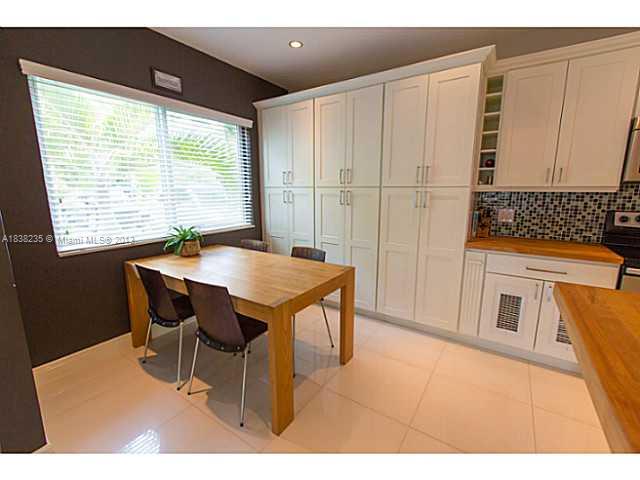 5767 Southwest 35th Street Miami, FL 33155 - Photo 4 of 18 a dining room with furniture and window