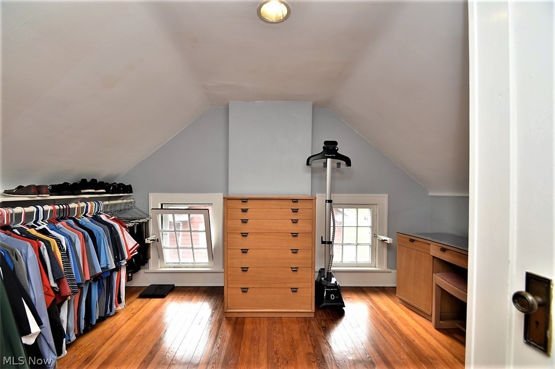 3165 Chadbourne Road Cleveland, OH 44120 - Photo 23 of 33 Gallery Image 23