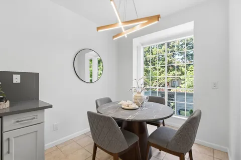 $999,000 | 991 Belmont Terrace, Unit 3, Sunnyvale, CA 94086