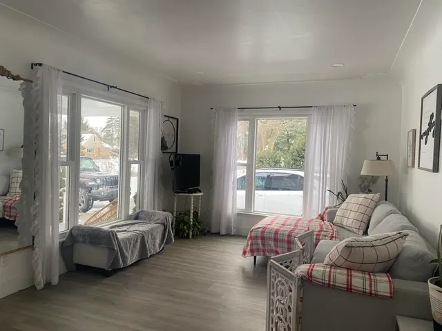 $349,900 | 2075 Nolan Avenue Northwest, Grand Rapids, MI 49534