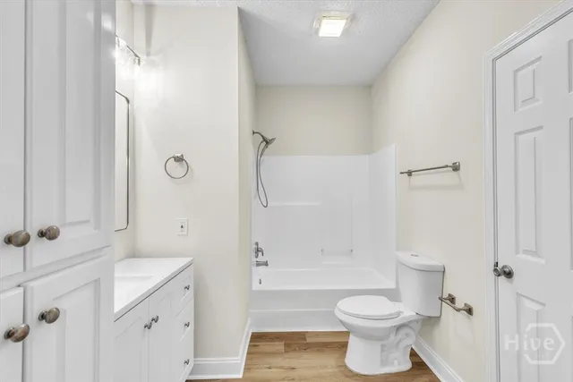 $2,100 | 141 Ivey Street, Richmond Hill, GA 31324