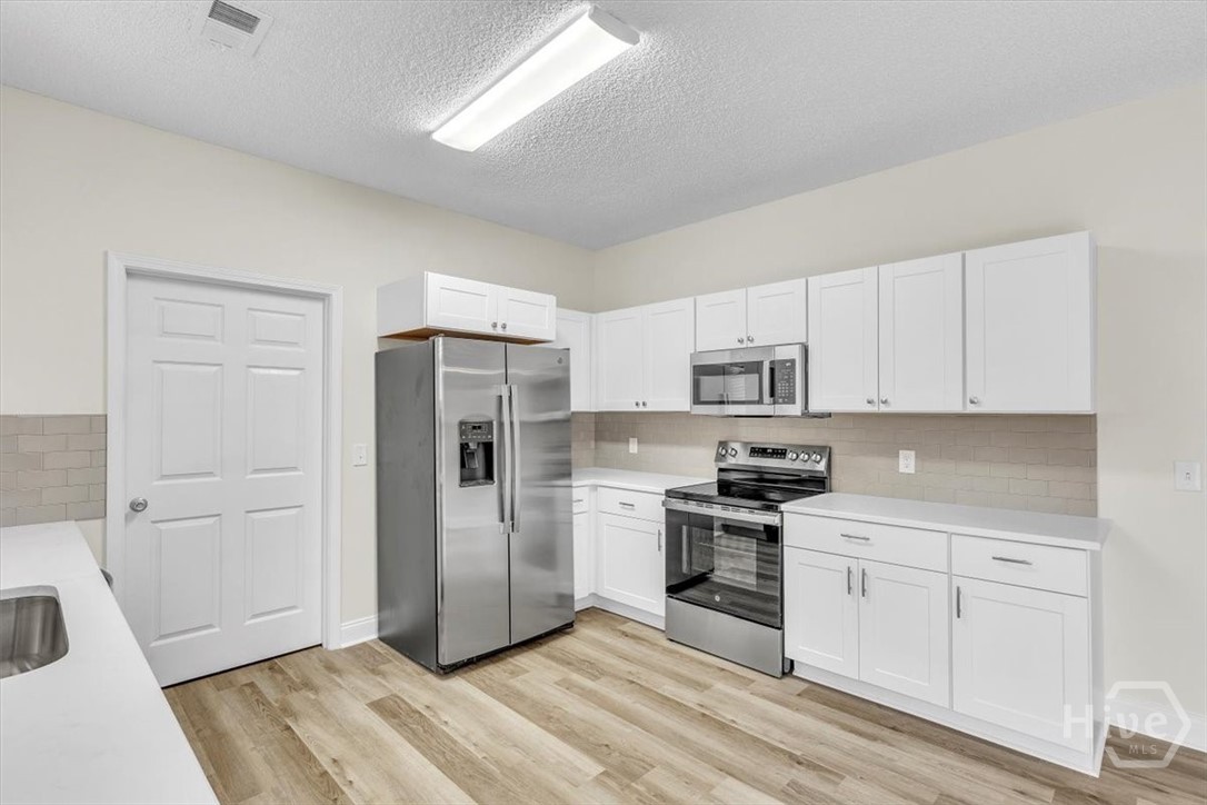 141 Ivey Street Richmond Hill, GA 31324 - Photo 8 of 23