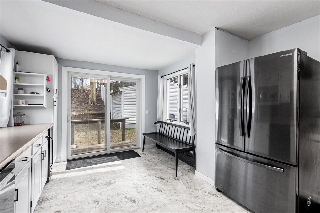 95 High Street Reading, MA 01867 - Photo 14 of 28 Gallery Image 14