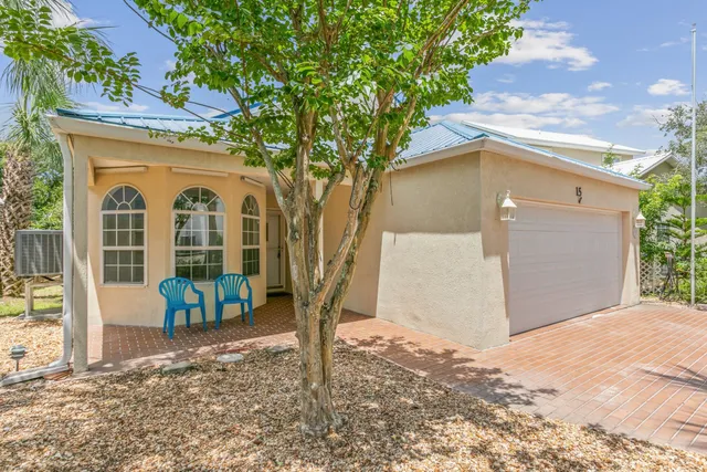 a picture of a bathroom with a bird bath room