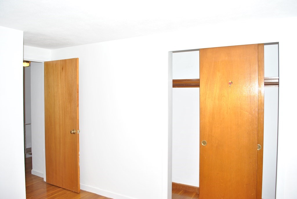 183 Maple Street, Unit 183 Needham, MA 02492 - Photo 6 of 8