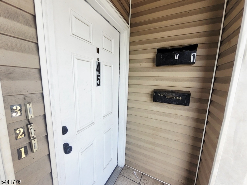 45 Winans Avenue, Unit 1 Newark, NJ 07108 - Photo 4 of 20