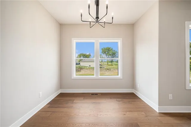 $487,500 | 462 Green Drive, Lawson, MO 64062