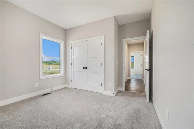 $487,500 | 462 Green Drive, Lawson, MO 64062