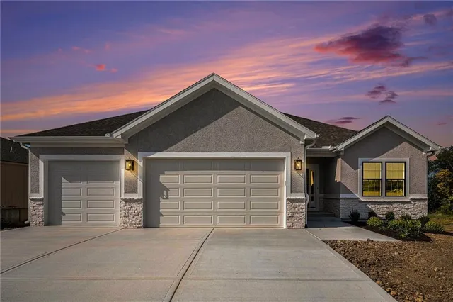 $487,500 | 462 Green Drive, Lawson, MO 64062