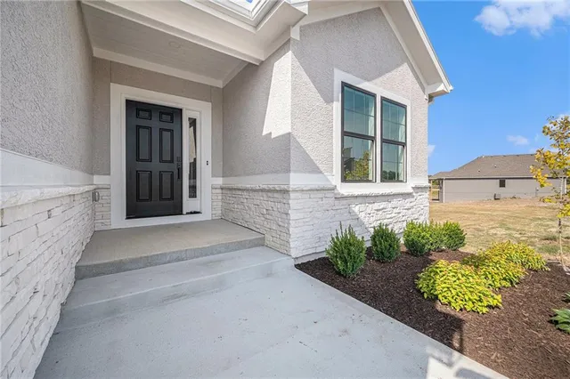 $487,500 | 462 Green Drive, Lawson, MO 64062