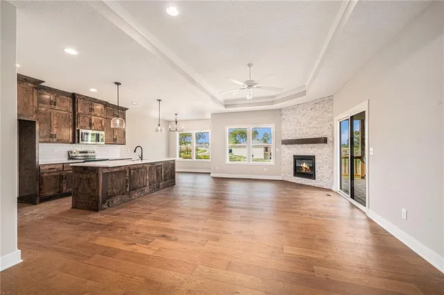 $487,500 | 462 Green Drive, Lawson, MO 64062