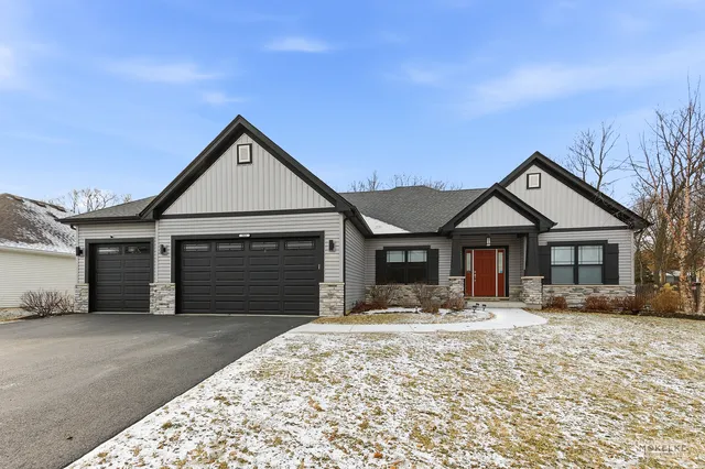 $559,900 | 541 Omaha Drive, Yorkville, IL 60560
