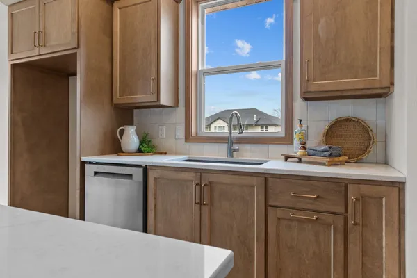 $625,000 | 2514 Beasle Court, De Pere, WI 54115