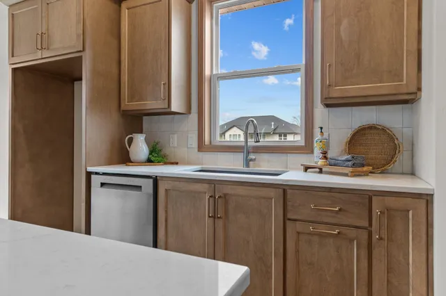 $619,900 | 2514 Beasle Court, De Pere, WI 54115