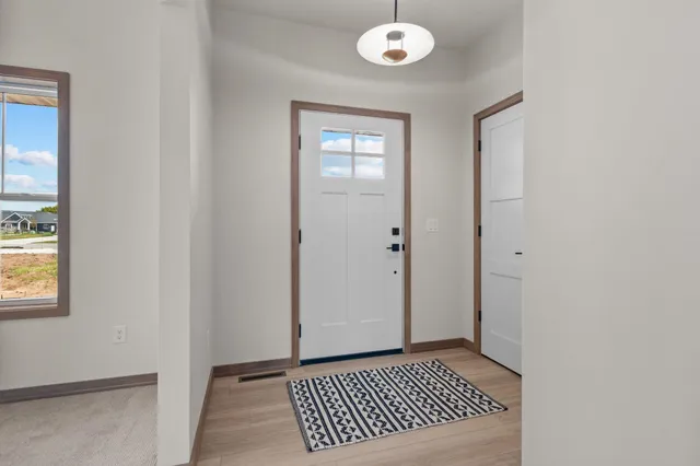 $619,900 | 2514 Beasle Court, De Pere, WI 54115