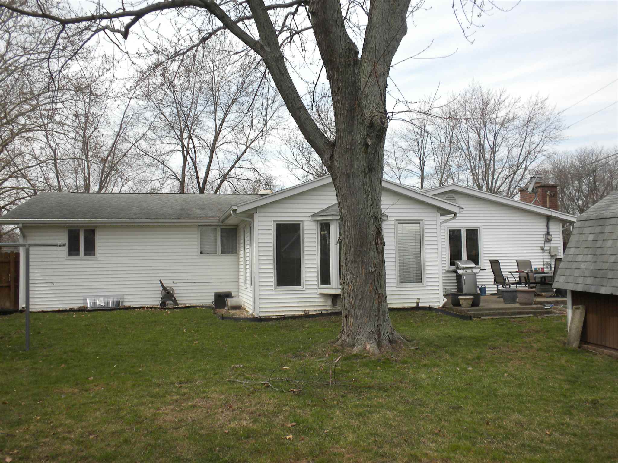 5028 Maple Ridge Drive Fort Wayne, IN 46835 - Photo 2 of 28 Gallery Image 2