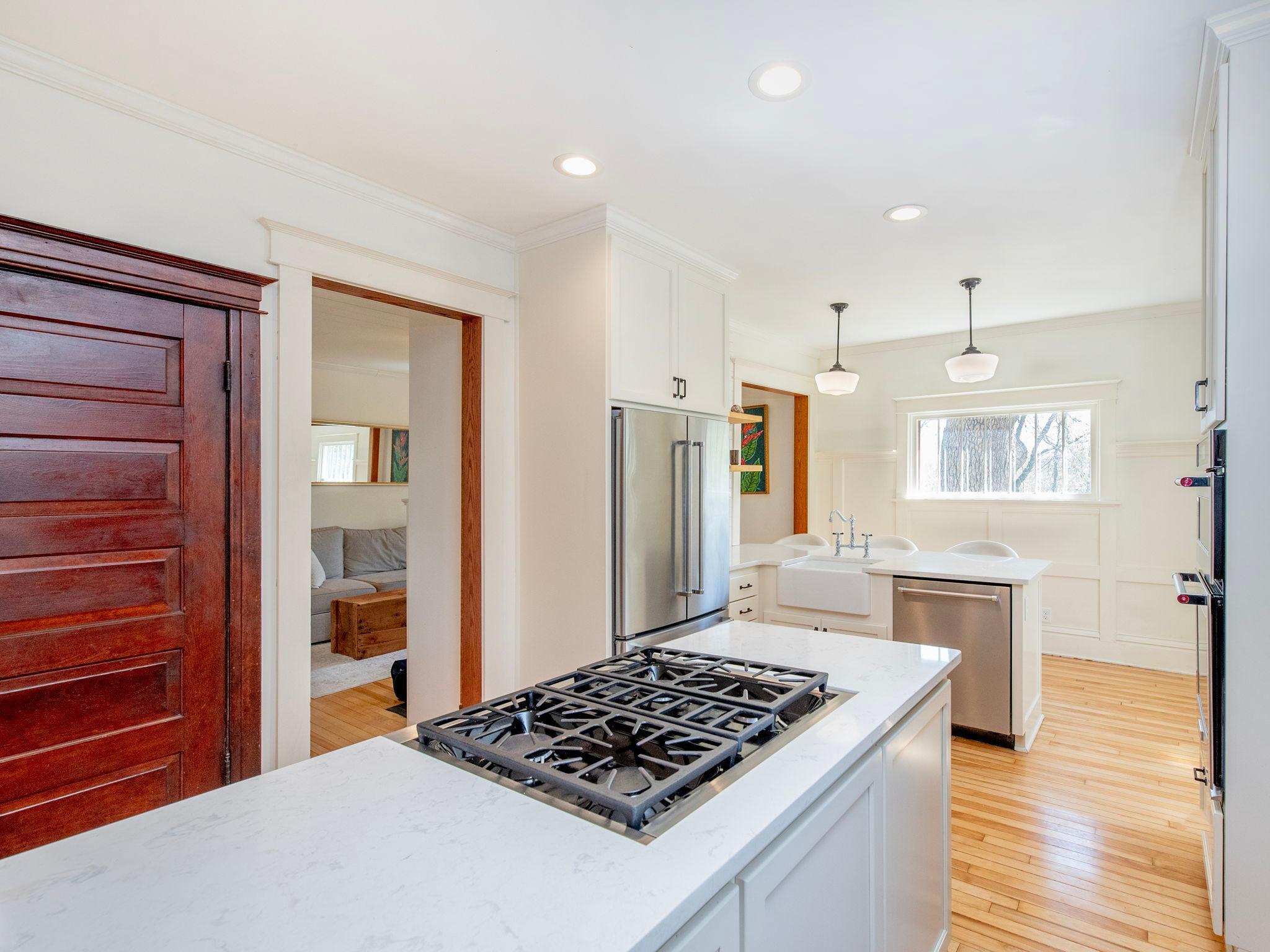 5434 Williston Road Minnetonka, MN 55345 - Photo 8 of 68