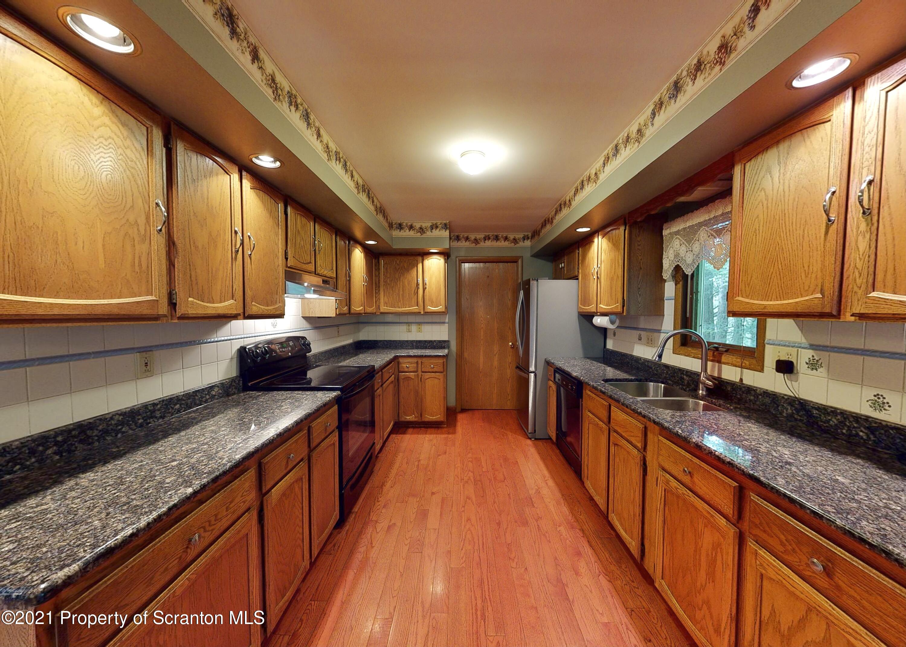 1024 Tomahawk Road Lake Ariel, PA 18436 - Photo 13 of 51 Gallery Image 13
