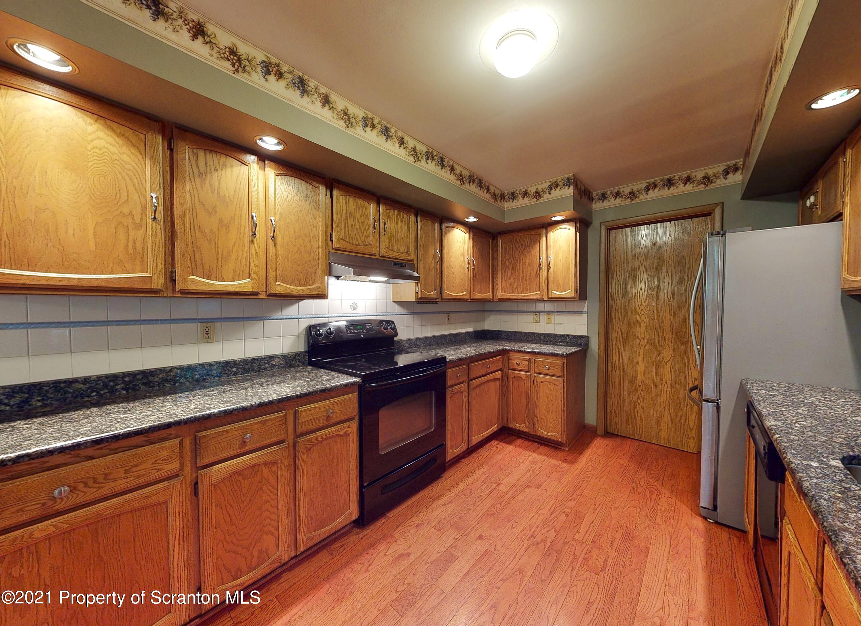 1024 Tomahawk Road Lake Ariel, PA 18436 - Photo 14 of 51 Gallery Image 14