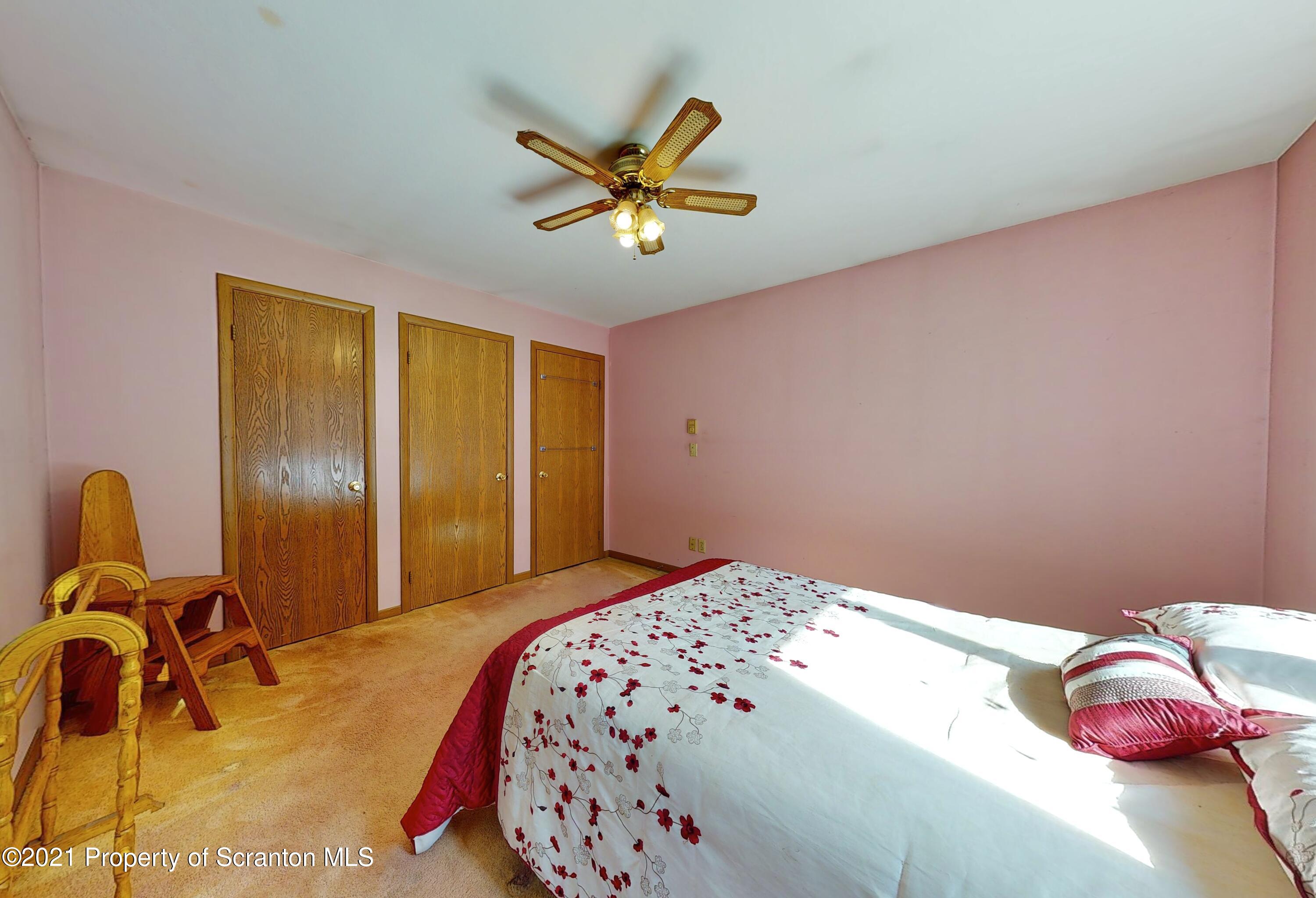 1024 Tomahawk Road Lake Ariel, PA 18436 - Photo 27 of 51 Gallery Image 27