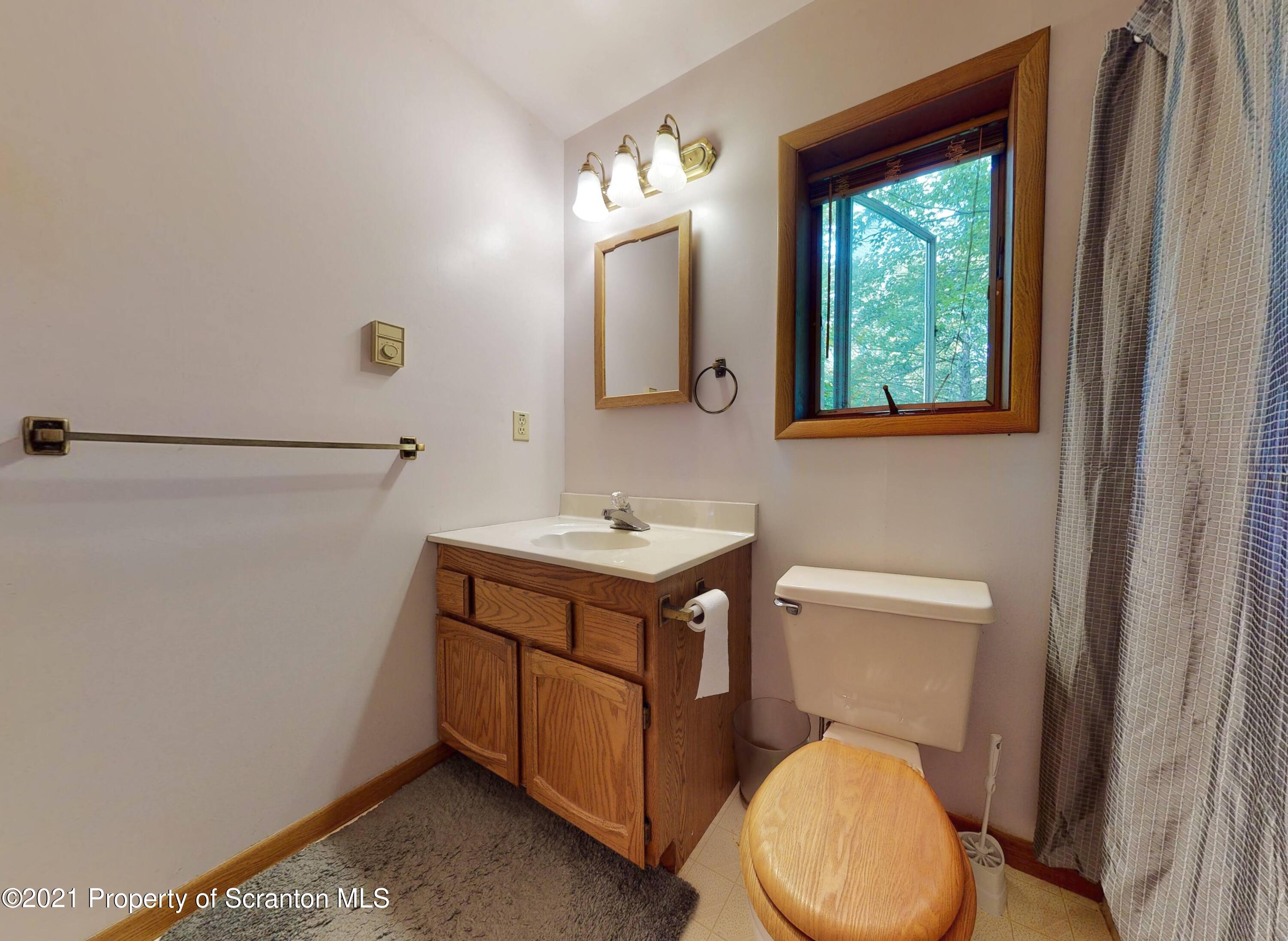 1024 Tomahawk Road Lake Ariel, PA 18436 - Photo 30 of 51 Gallery Image 30