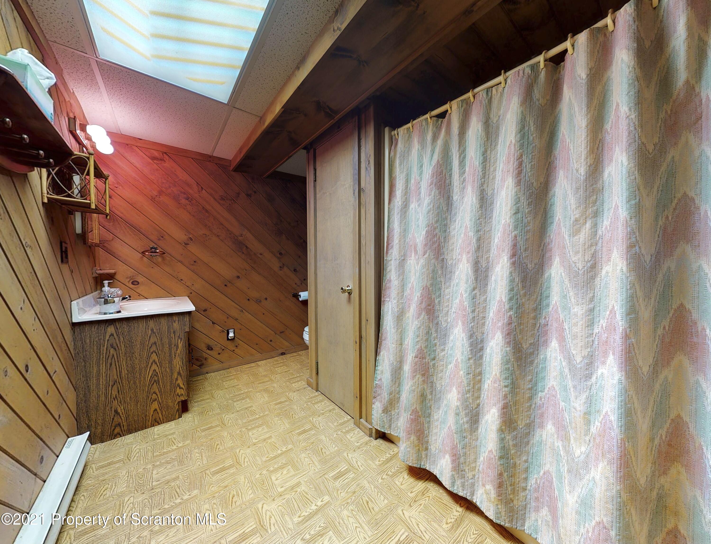 1024 Tomahawk Road Lake Ariel, PA 18436 - Photo 38 of 51 Gallery Image 38