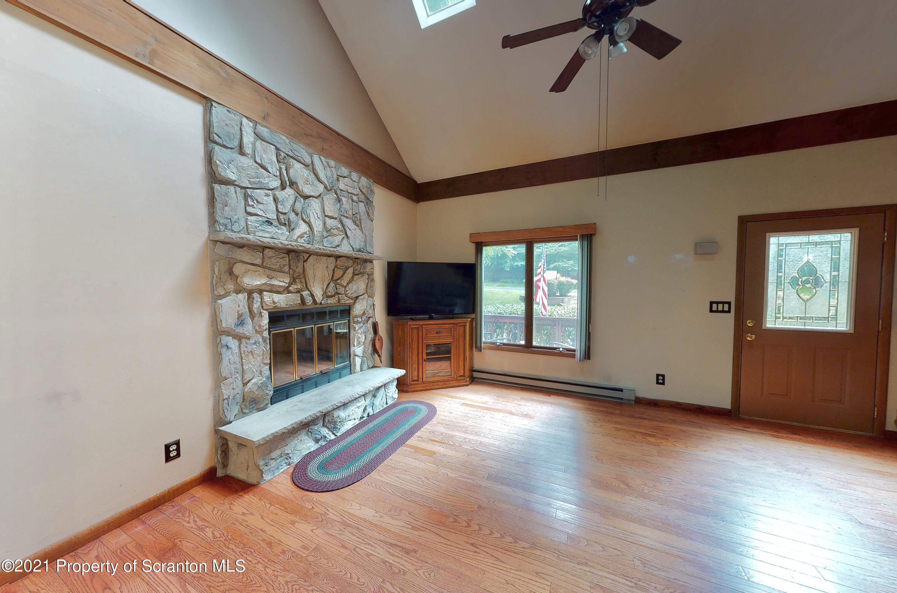 1024 Tomahawk Road Lake Ariel, PA 18436 - Photo 8 of 51 Gallery Image 8