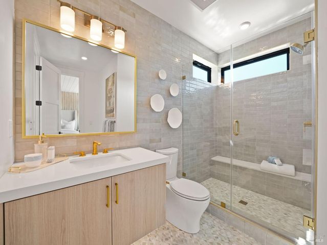 $3,119,900 | 27 Erin Drive, San Rafael, CA 94903