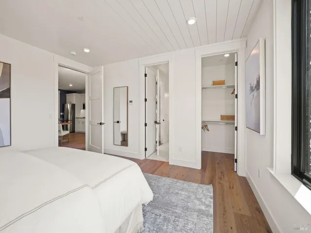 $3,119,900 | 27 Erin Drive, San Rafael, CA 94903