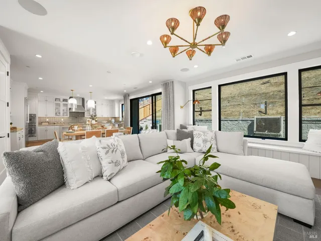 $3,119,900 | 27 Erin Drive, San Rafael, CA 94903