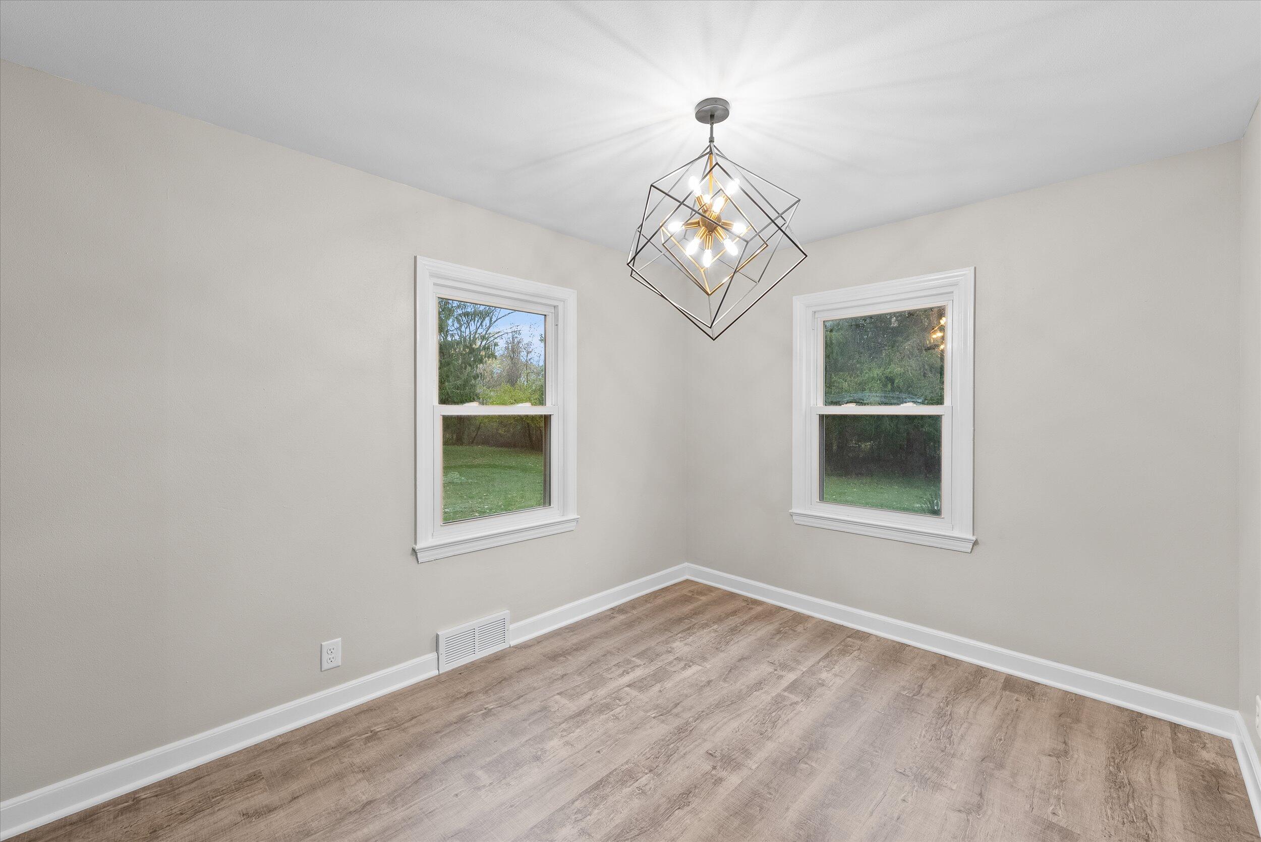 W204N9269 Lannon Road Menomonee Falls, WI 53051 - Photo 9 of 74 09-Dining Area