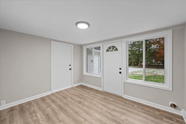 $699,900 | W204N9269 Lannon Road, Menomonee Falls, WI 53051