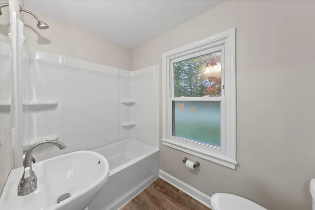 $699,900 | W204N9269 Lannon Road, Menomonee Falls, WI 53051