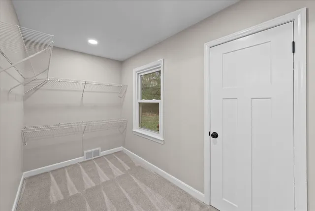 $699,900 | W204N9269 Lannon Road, Menomonee Falls, WI 53051