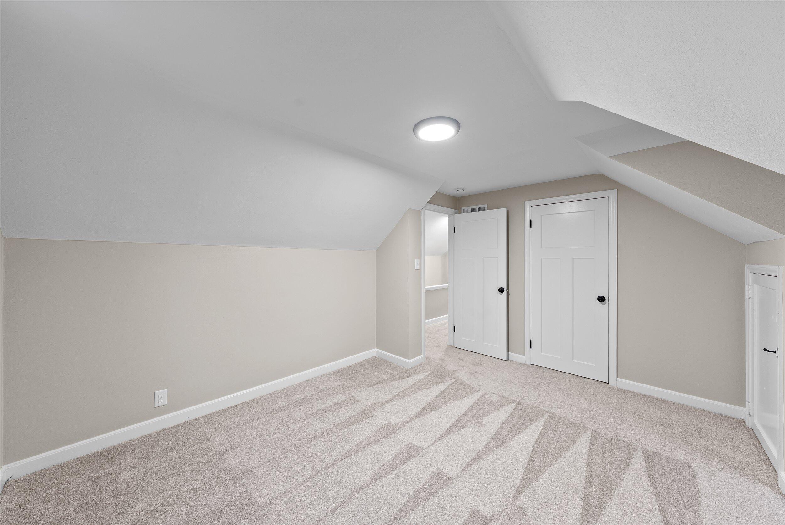 W204N9269 Lannon Road Menomonee Falls, WI 53051 - Photo 27 of 74 27-Bedroom