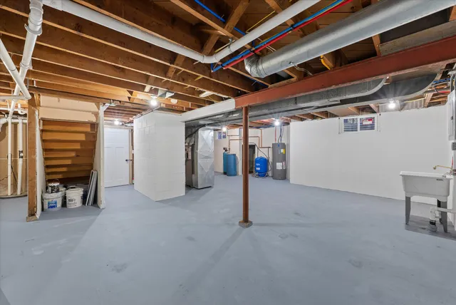 $699,900 | W204N9269 Lannon Road, Menomonee Falls, WI 53051