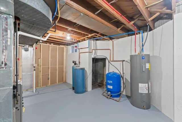 $699,900 | W204N9269 Lannon Road, Menomonee Falls, WI 53051