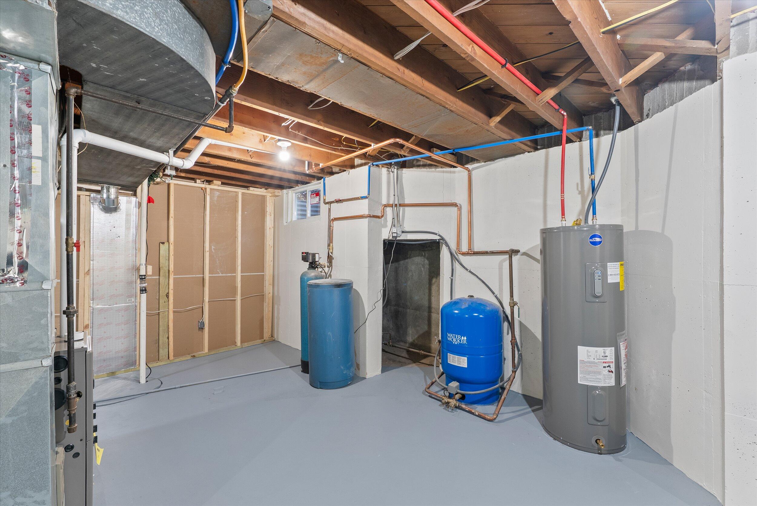 W204N9269 Lannon Road Menomonee Falls, WI 53051 - Photo 40 of 74 40-Lower Level