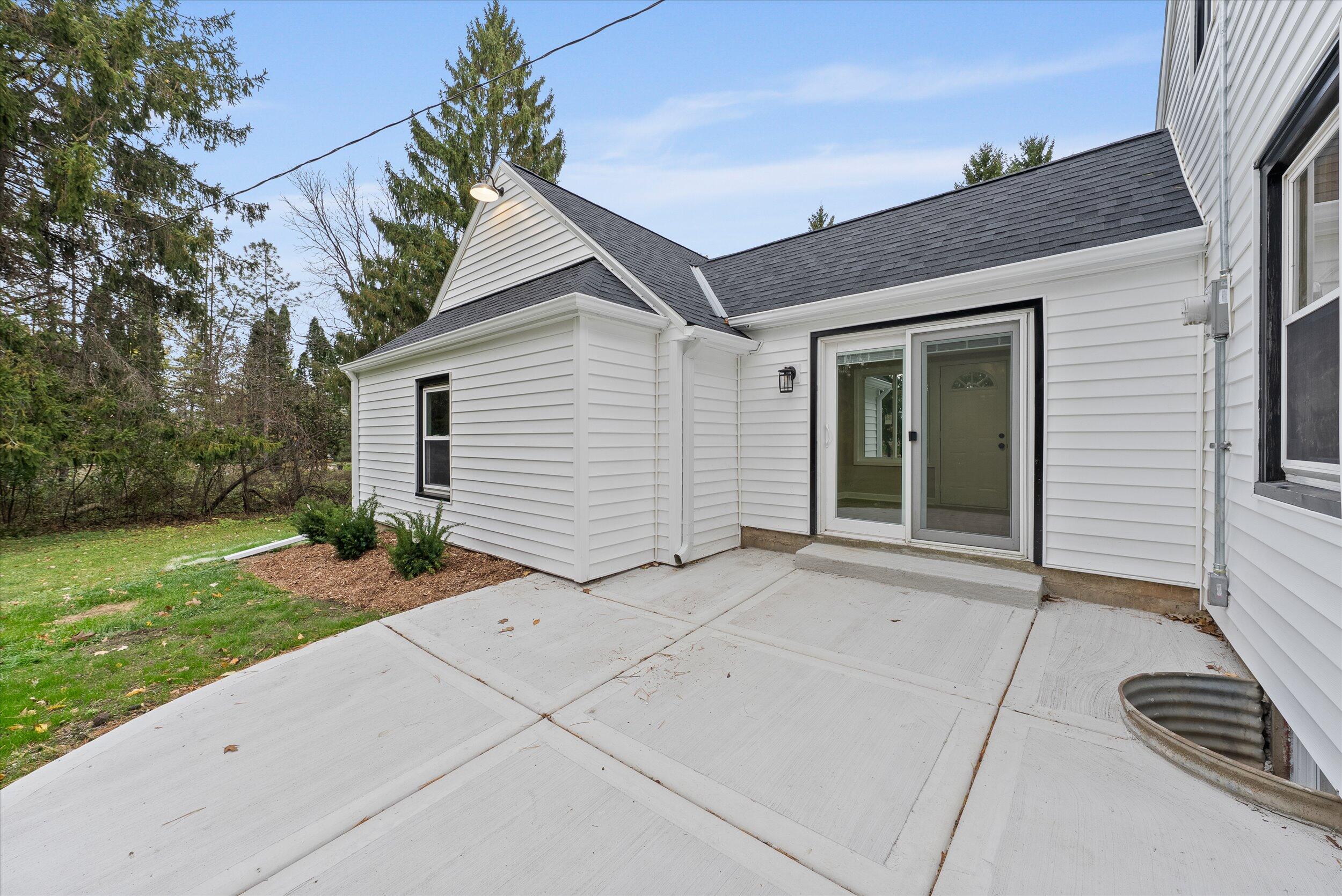 W204N9269 Lannon Road Menomonee Falls, WI 53051 - Photo 53 of 74 53-Backyard Patio
