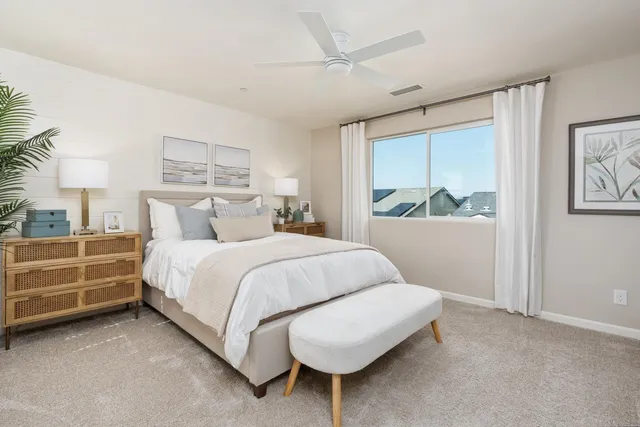 $381,990 | 6580 East Cresthaven Drive, Fresno, CA 93727