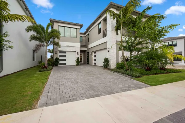 $2,599,000 | 9898 Juniper Bay Avenue, Boca Raton, FL 33434