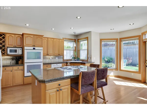 $660,000 | 1969 Northeast 20th Avenue, Canby, OR 97013