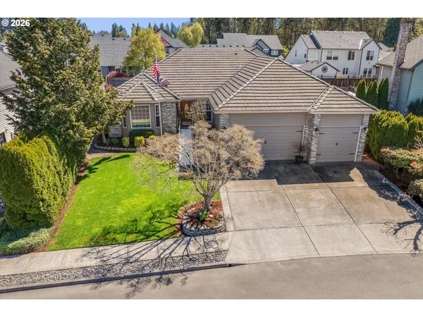 $660,000 | 1969 Northeast 20th Avenue, Canby, OR 97013
