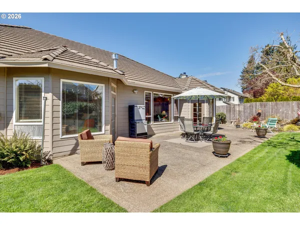 $660,000 | 1969 Northeast 20th Avenue, Canby, OR 97013