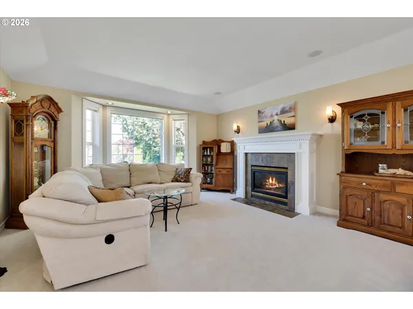 $660,000 | 1969 Northeast 20th Avenue, Canby, OR 97013