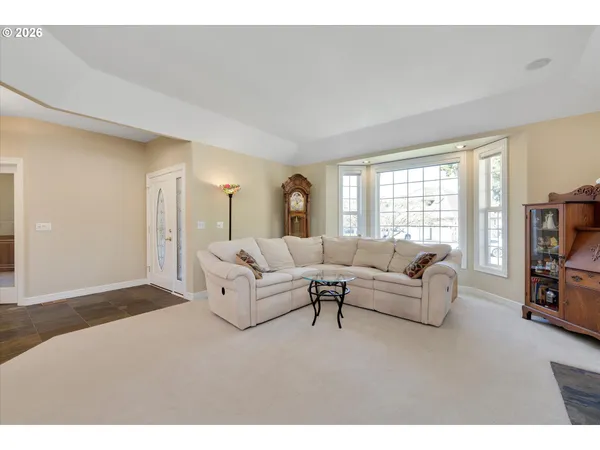 $660,000 | 1969 Northeast 20th Avenue, Canby, OR 97013