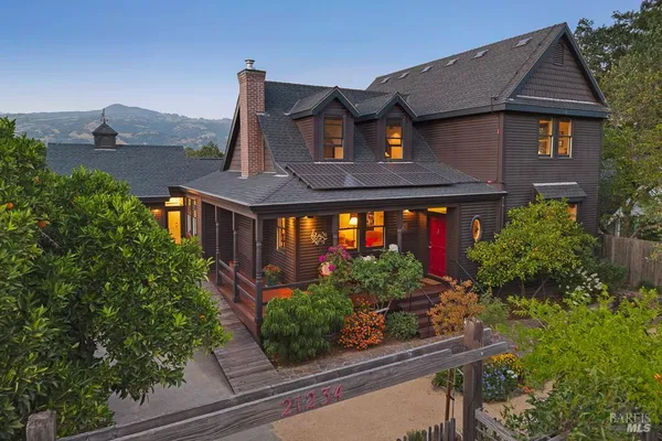 $1,499,000 | 21234 Geyserville Avenue, Geyserville, CA 95441